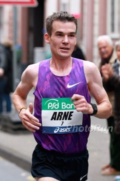 Mainova Frankfurt Marathon_Runningnews_Gabius_Arne1c-Frankfurt15_ 6781