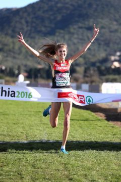 Mainova Frankfurt Marathon_Runningnews_Klosterhalfen-Konstanze-ECXC-16- copy-2_ 6796