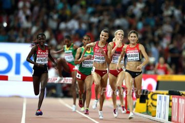 Mainova Frankfurt Marathon_Runningnews_Krause-Jepkemoi-Ghribi-KrauseFH-Worlds15_ 6814