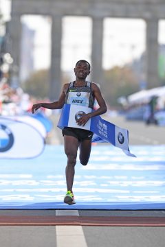 Mainova Frankfurt Marathon_Runningnews_bm-16_l__ufer-7441_ 6907